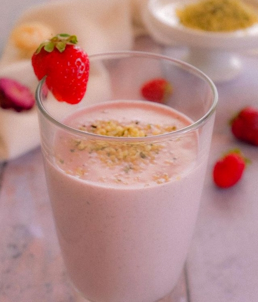 Lait de chanvre à la fraise